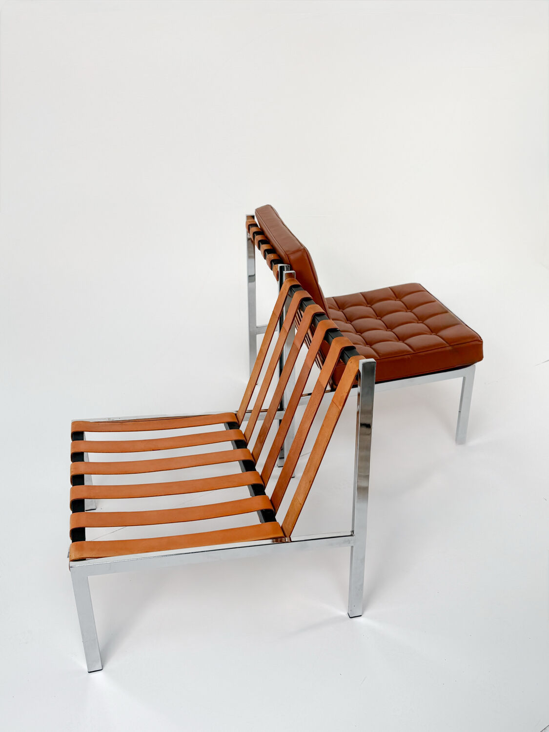 Paire de fauteuils vintage