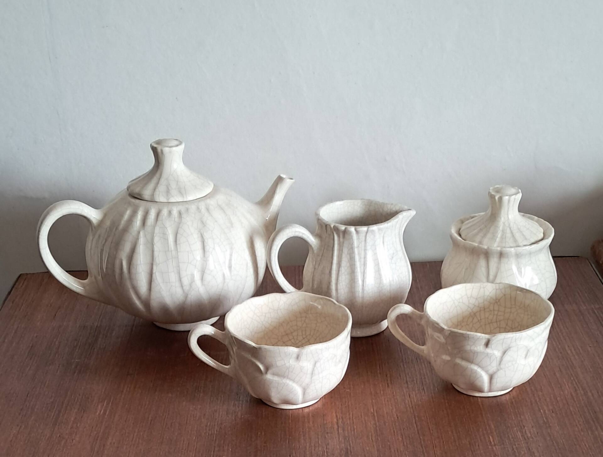 Tea set, pottery from Charolles by Jacques and Kira Molin. An
