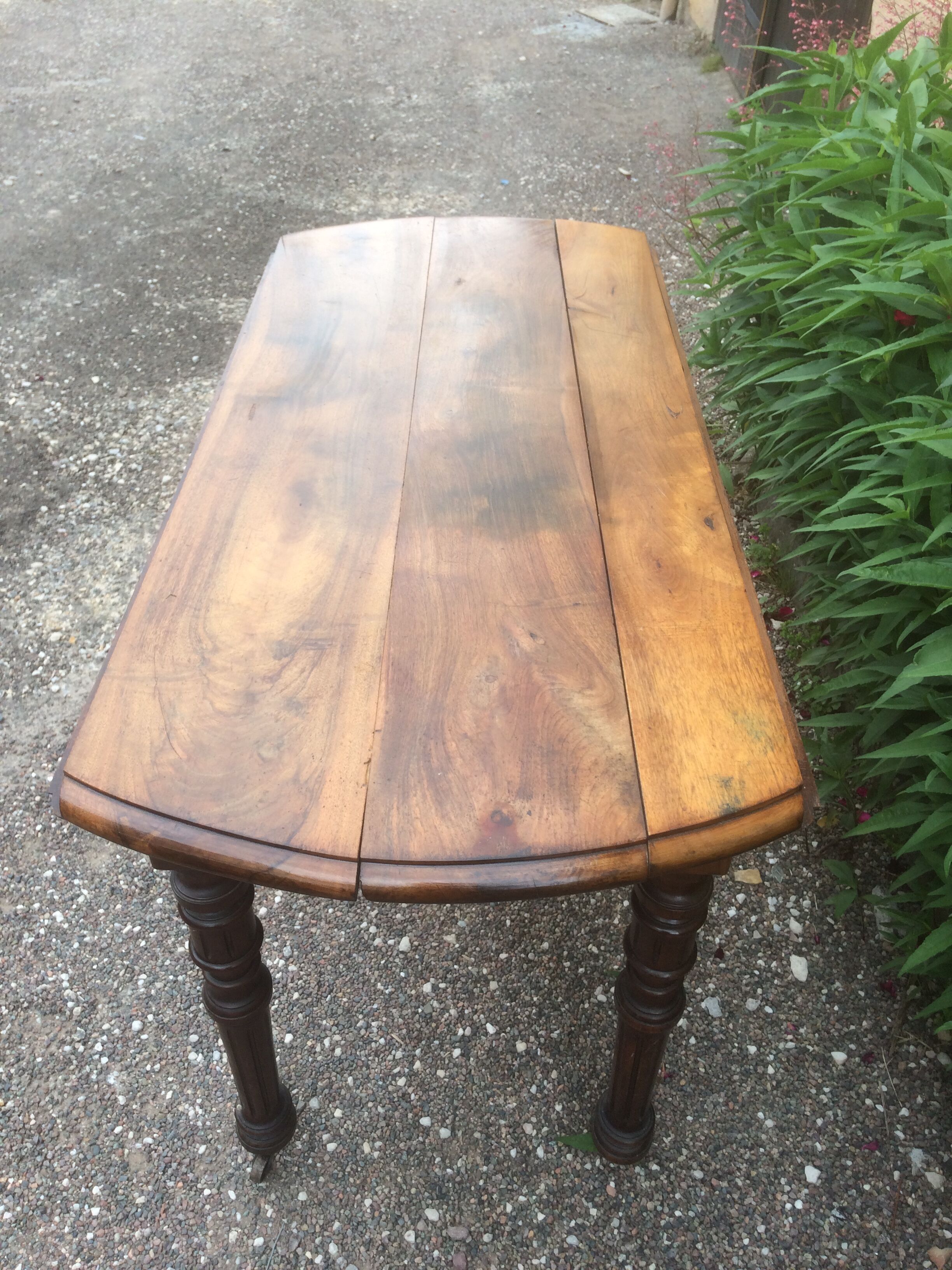 19th shuttered table