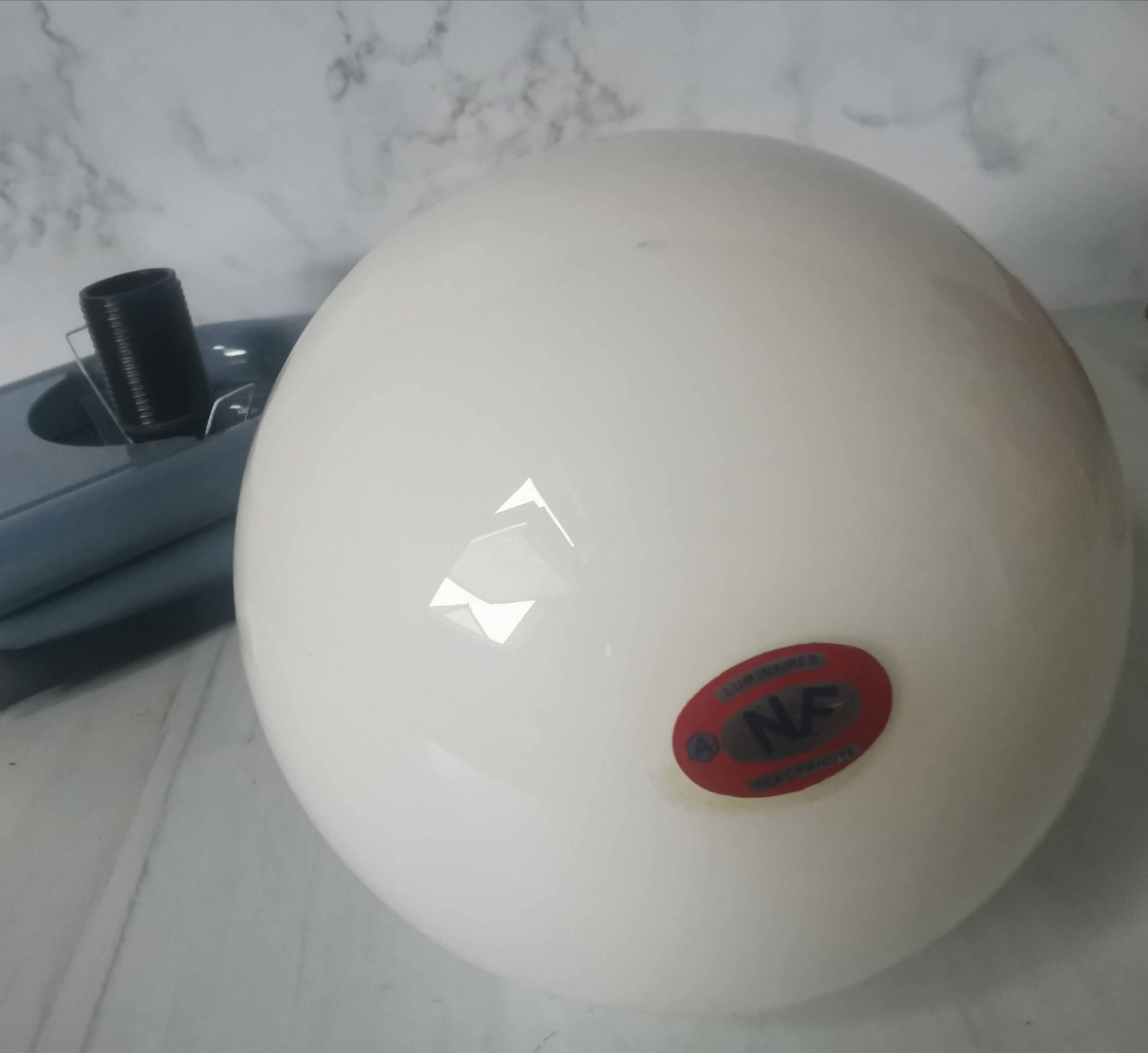 Vintage metal and opaline wall lamp