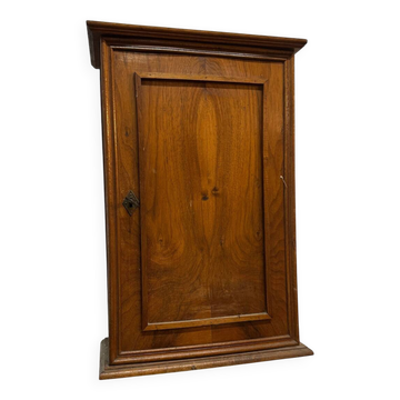 Petite armoire d’outillage