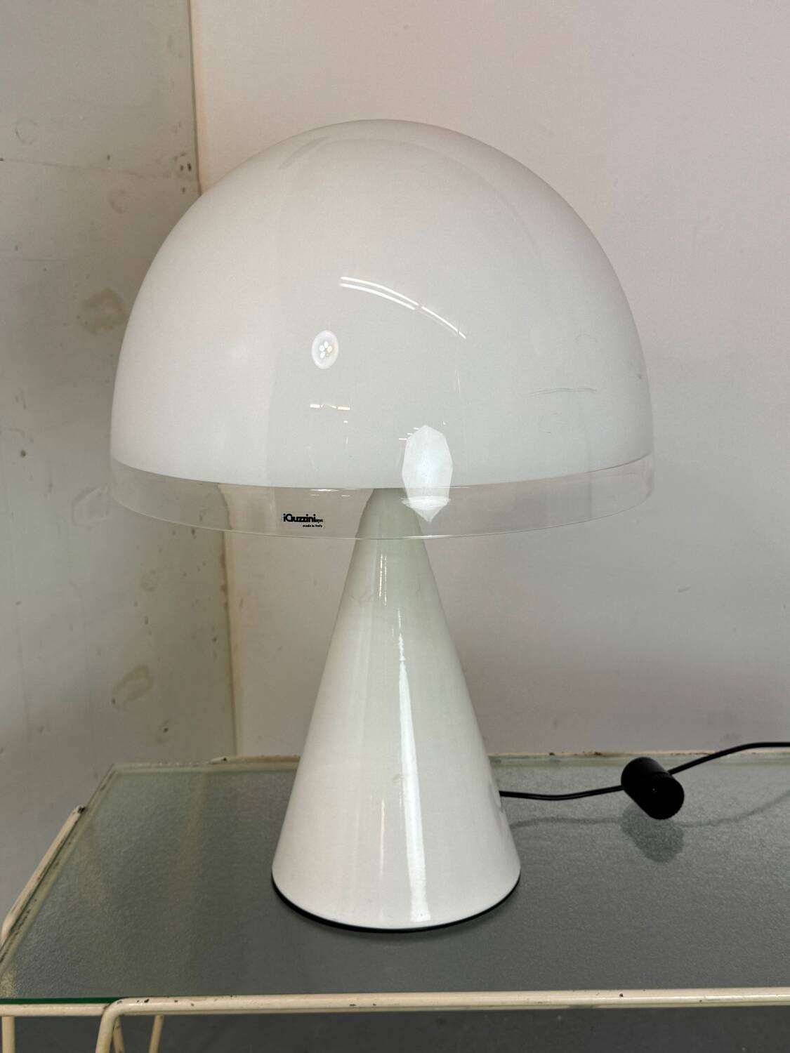 Modernist Italian Space Age Mushroom Shape Table Lamp by Harvey Guzzin