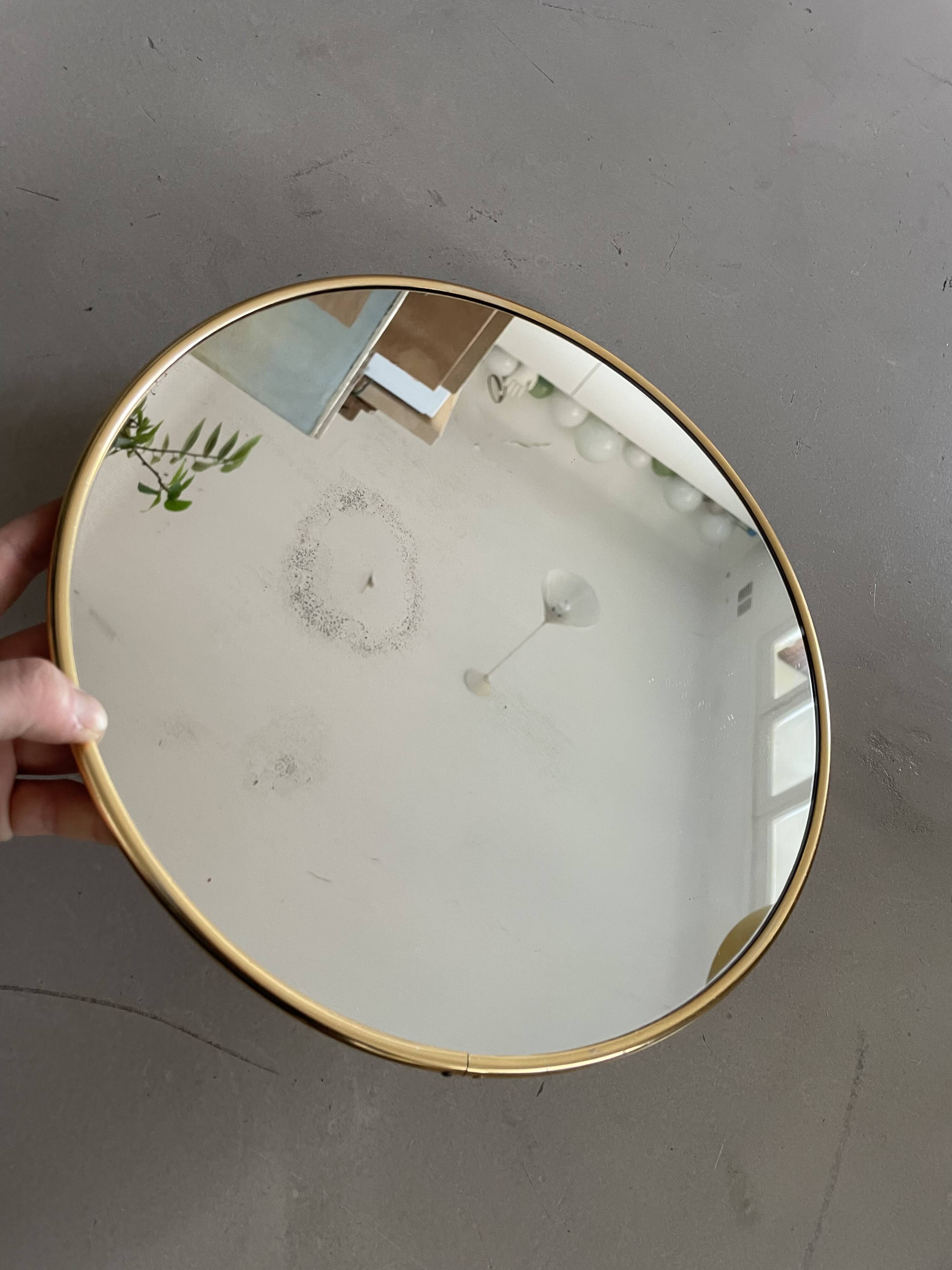 Vintage round mirror D32CM