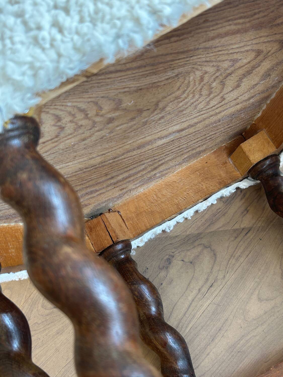 Tabouret de ferme danois moderne brutaliste des années 30 en chêne et laine