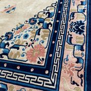 Tapis carré vintage Art Déco de Pékin Chine