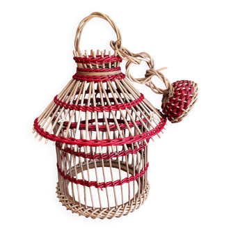 Wicker cage suspension