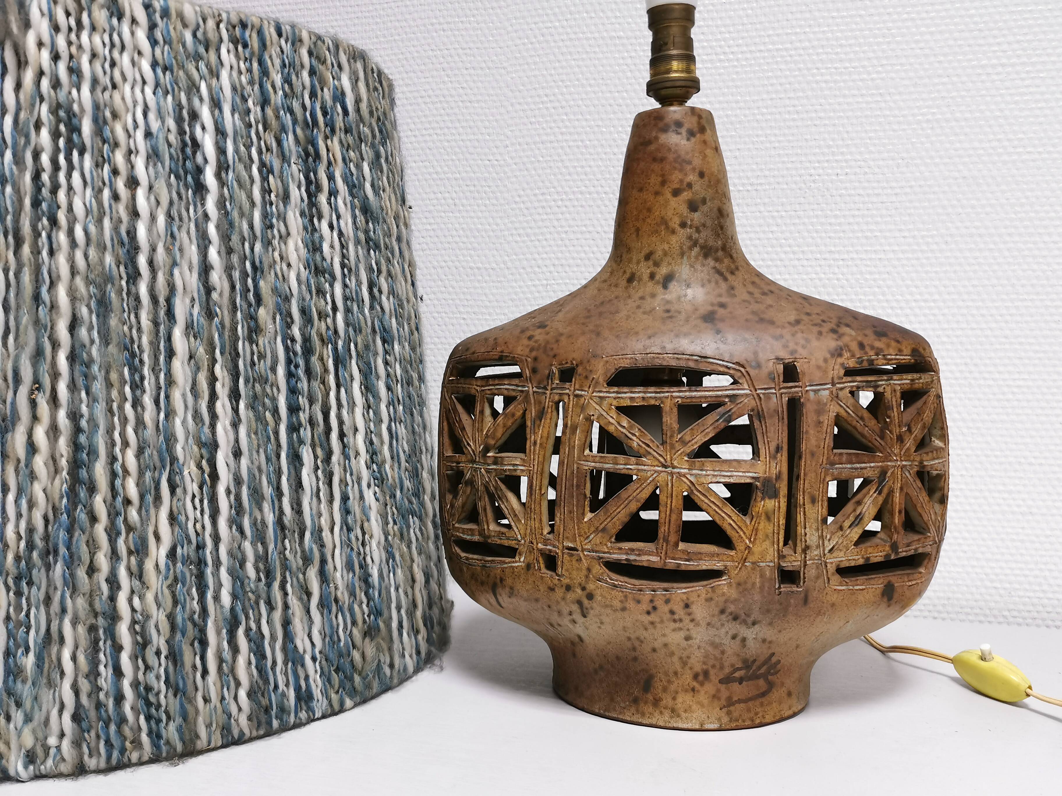 Ceramic lamp signed ESCALA vintage 60's 70's