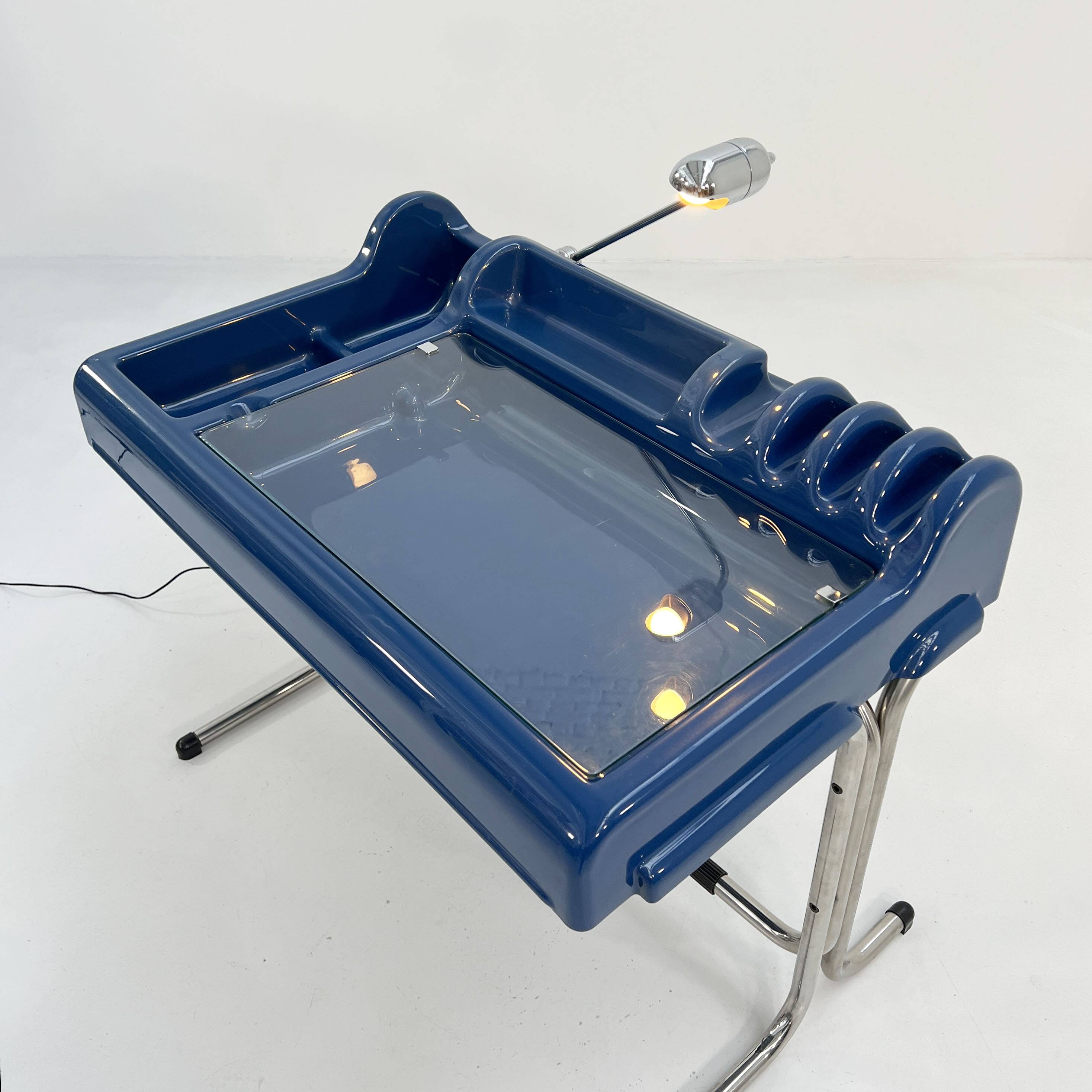 Orix blue desk by vittorio parigi & nani prina for molteni, 1970