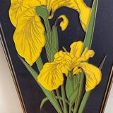 4 vintage flower plates