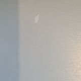 Table basse grise, 2 tiroirs, 1 espace ouvert artic