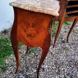 Tables de chevets en marqueterie plateau marbre style louis xv