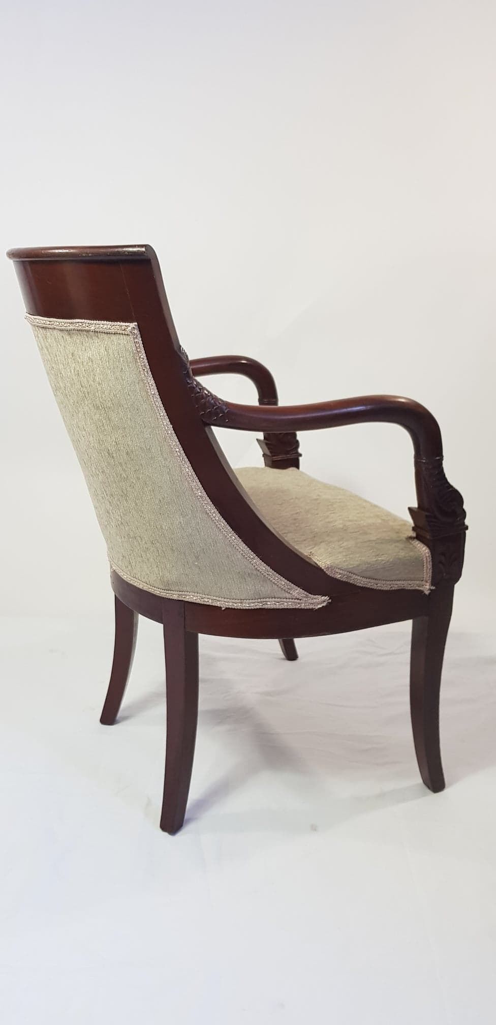 Fauteuil gondole empire acctoirs dauphin