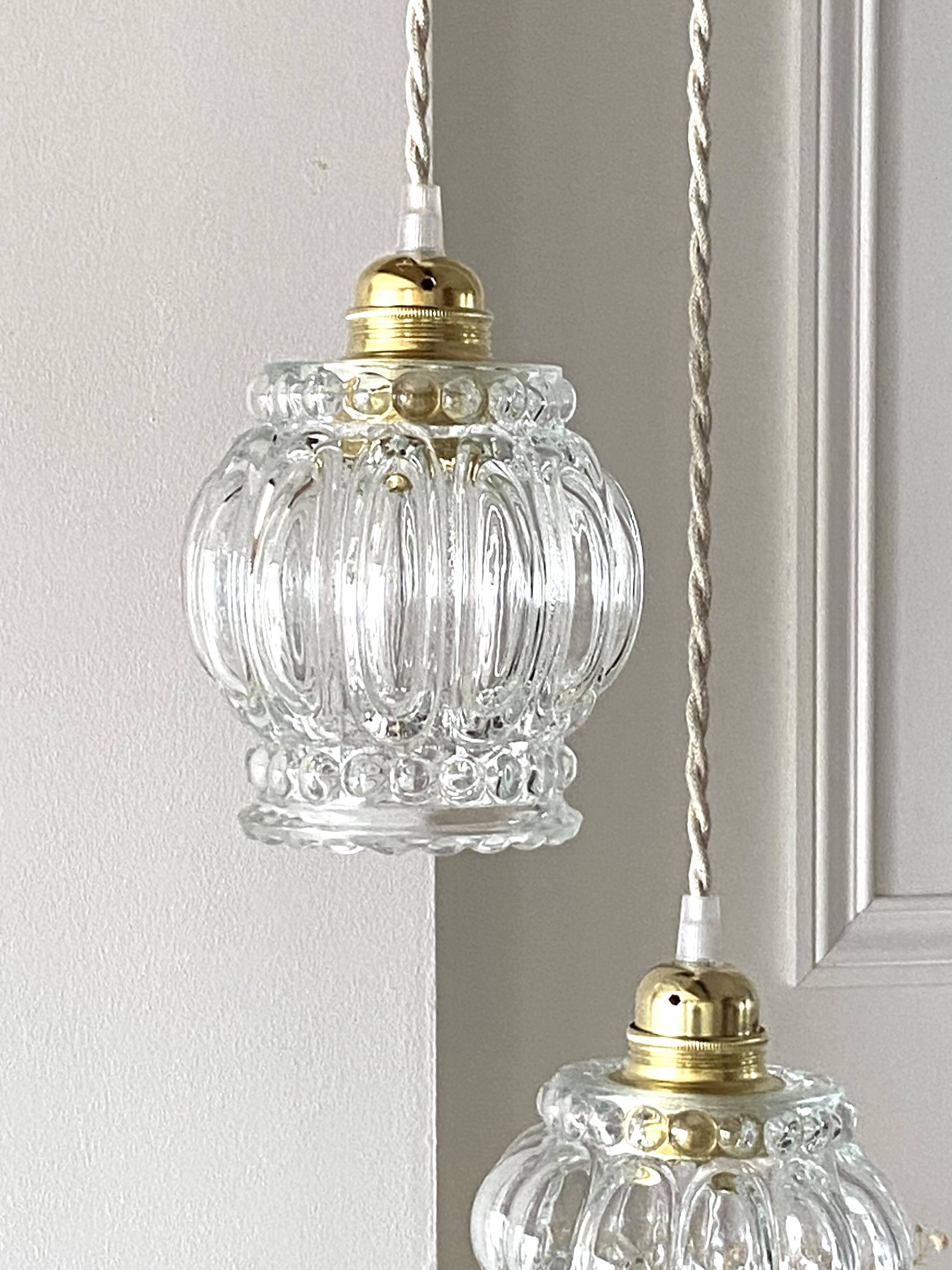 Suspension cascade glass "bubble"