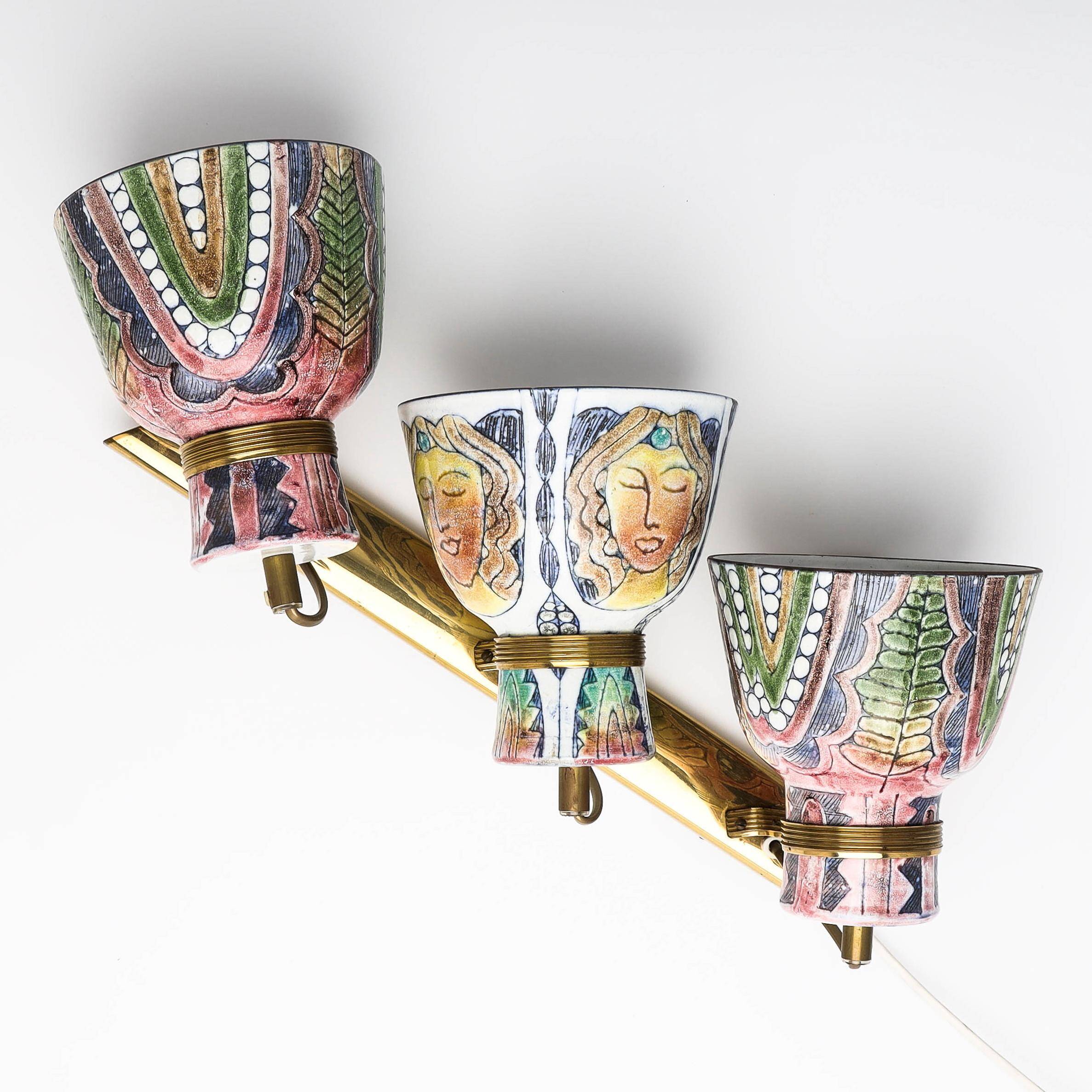 Applique en céramique Tilgmans peinte à la main Tilgmans Ceramic Sweden 1960