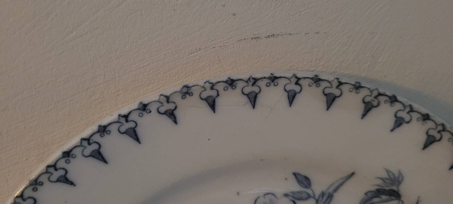 Sarreguemines flat plate 1930