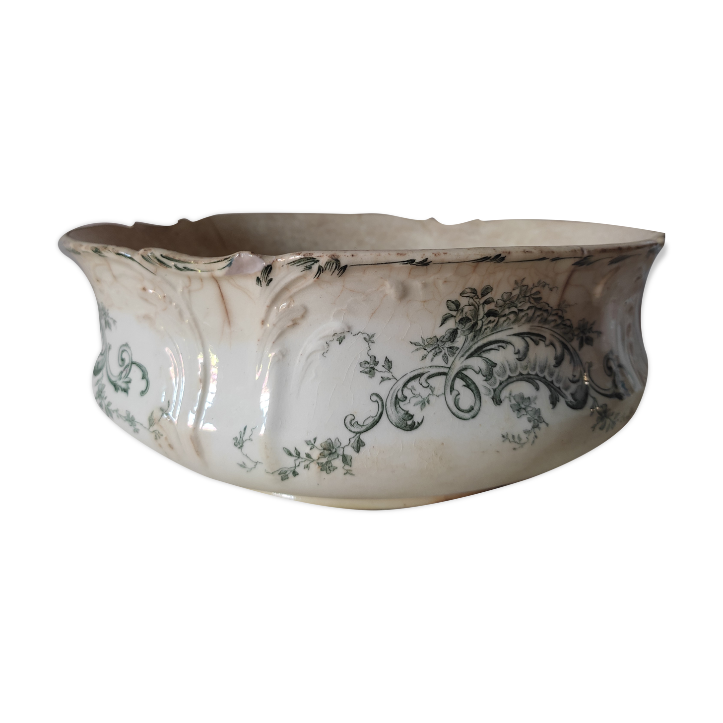 Earthenware bowl by Gien