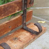 Old workshop coat hanger at 4 patères