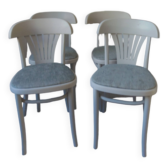 Suite de 4 chaises de bistrot vintage en hêtre courbé patinées gris perle, assise tissu vert de gris
