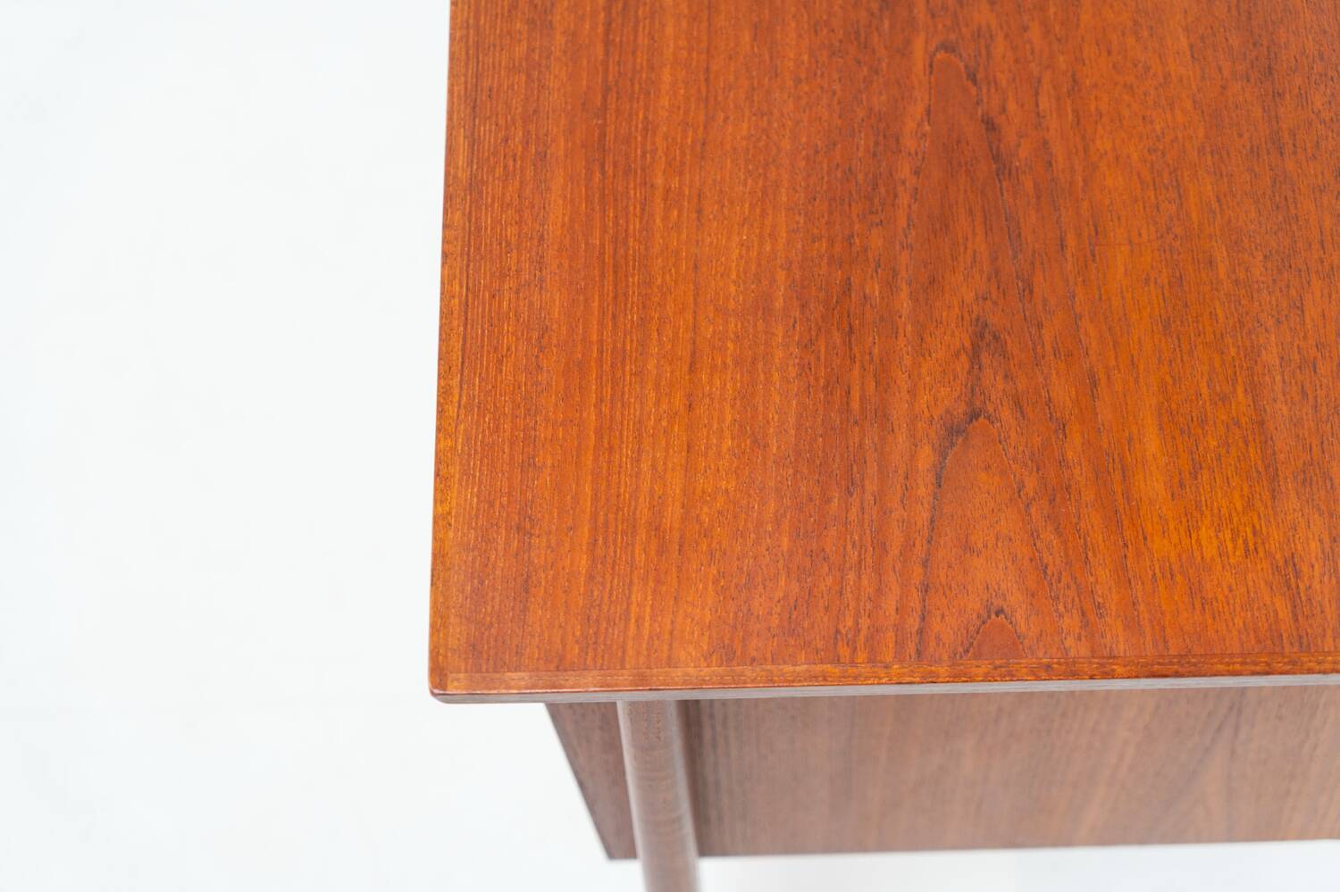 Bureau indépendant de Gunnar Nielsen Tibergaard (Danemark, années 1960).