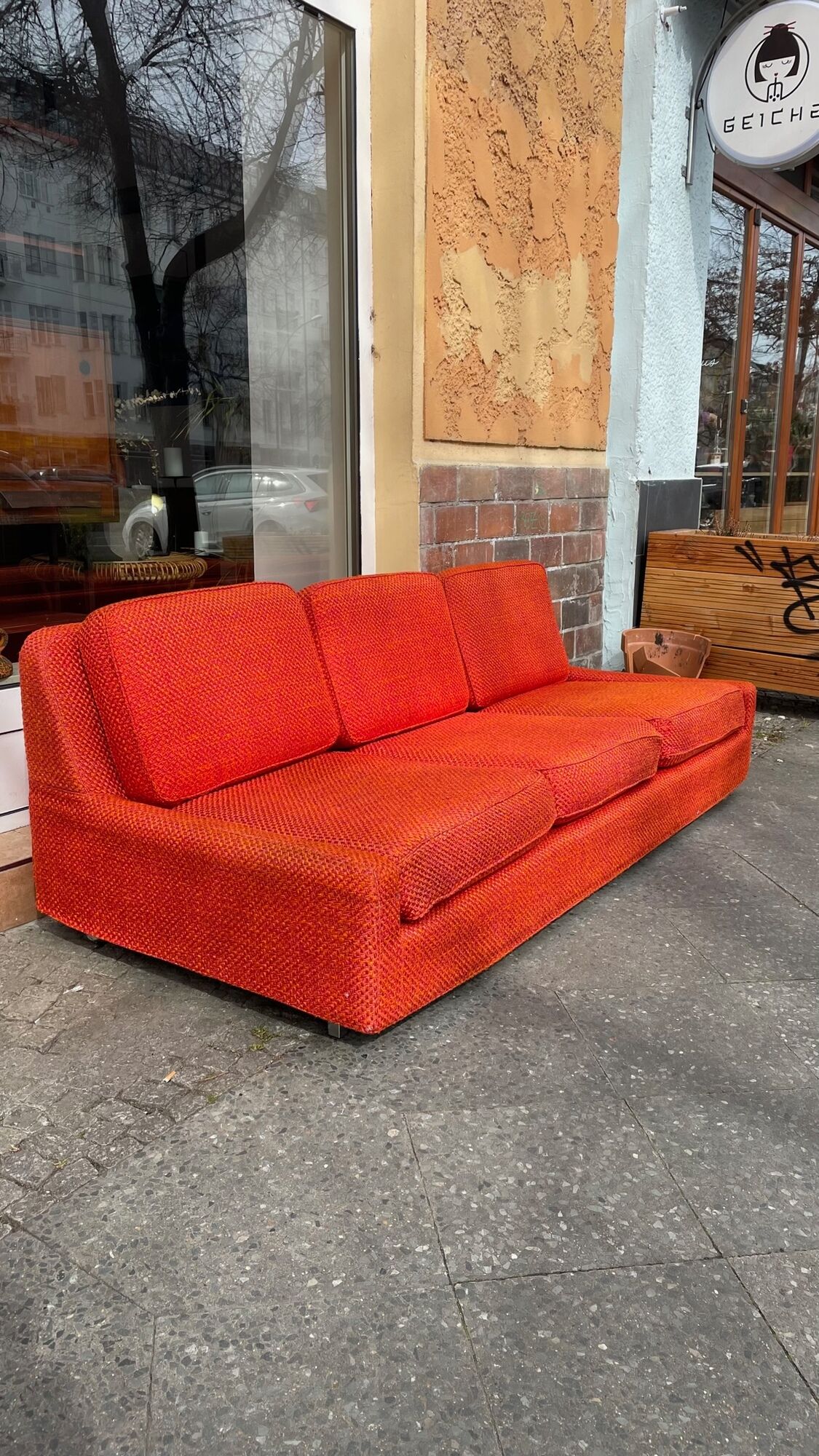 Sofa 3 places dux international playboy model of the 70s