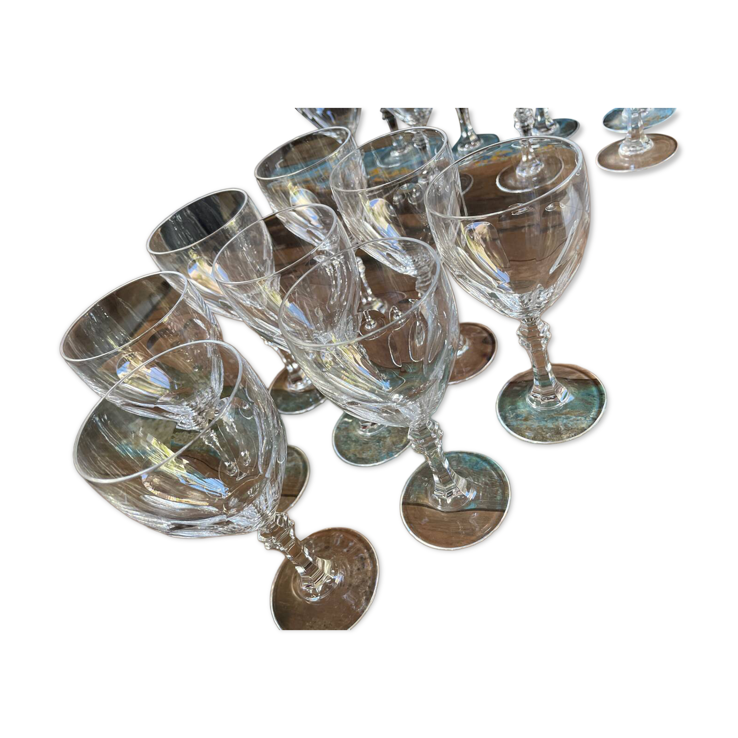 Set of 8 crystal wine glasses size