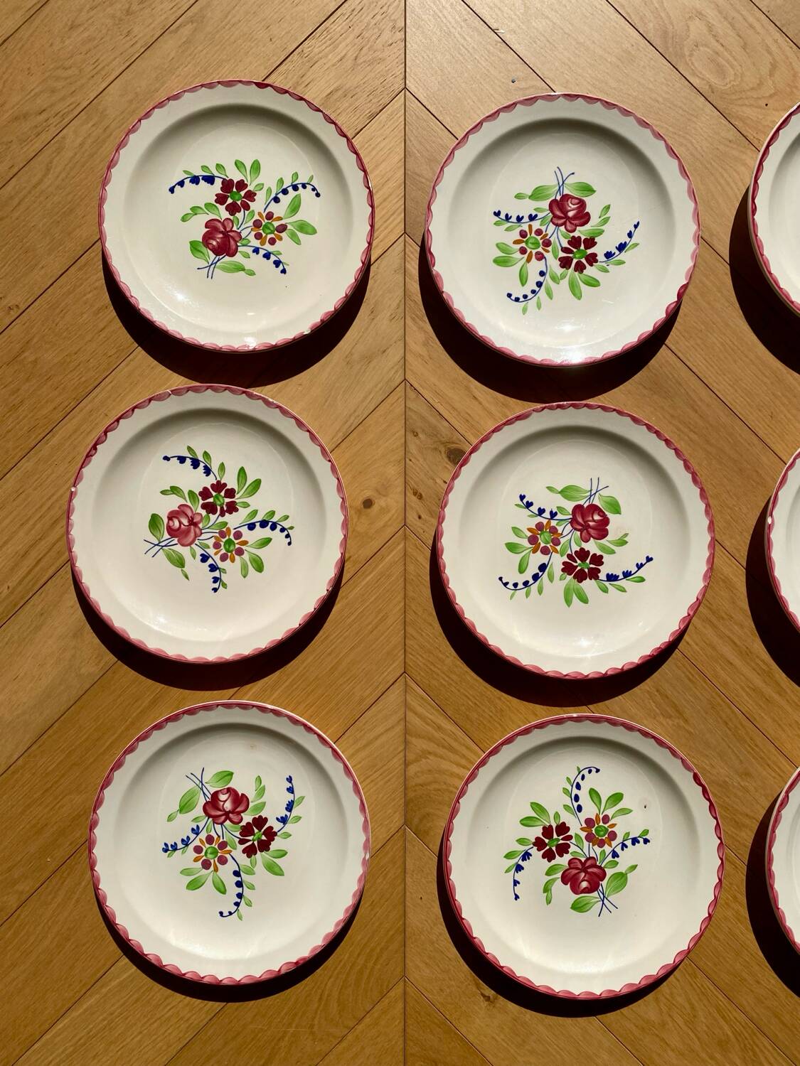 Set of 12 antique Sarreguemines Ermont plates.