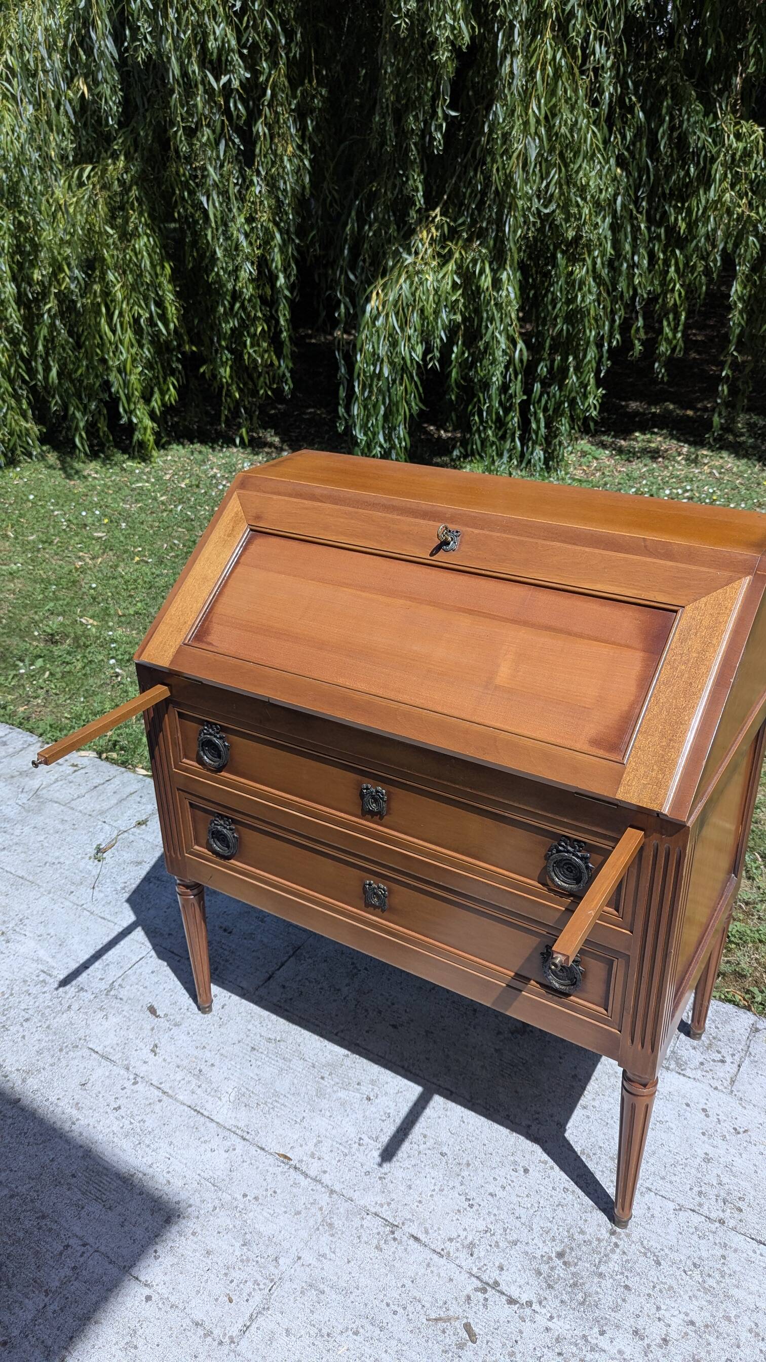 Slope secretary / Louis XVI style desk in wood – Very good condition