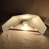 Par de apliques de bronce. España, 1980s.