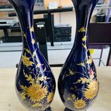 Paire de vases en porcelaine bleu cobalt