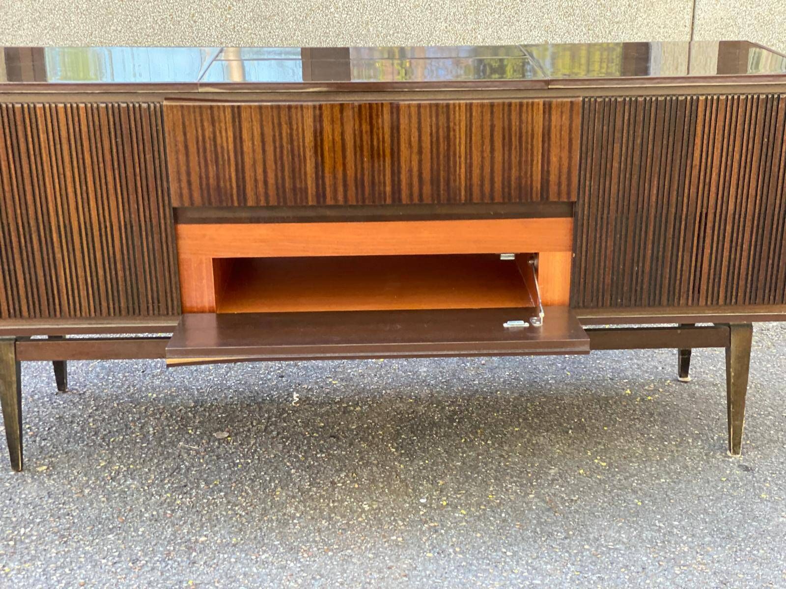 Grundig Scandinavian Hifi sideboard in wood and lacquered rosewood