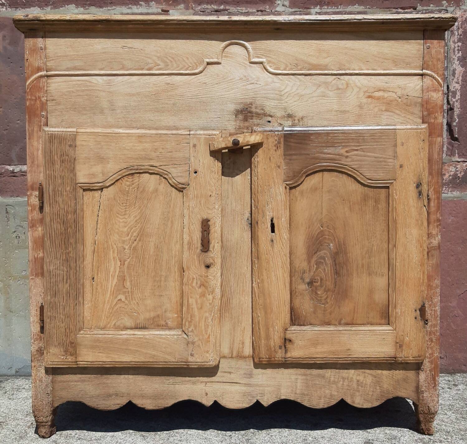 Basque sideboard 18th century