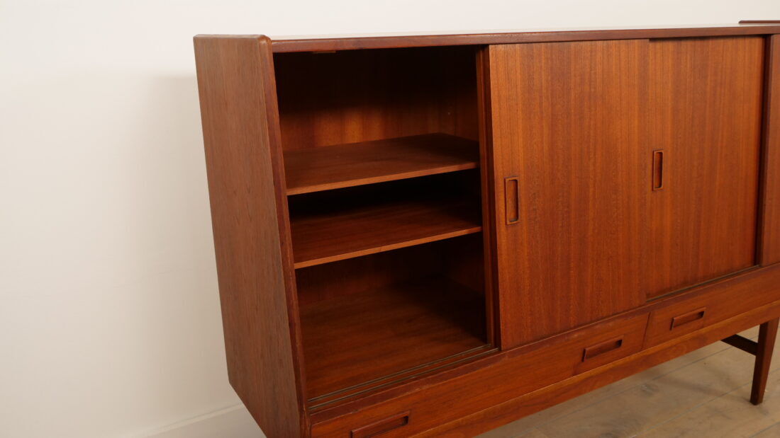 Vintage highboard | Wall cabinet | Teak | 180 cm