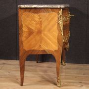 Elegant Louis XV chest of drawers from the 18th century