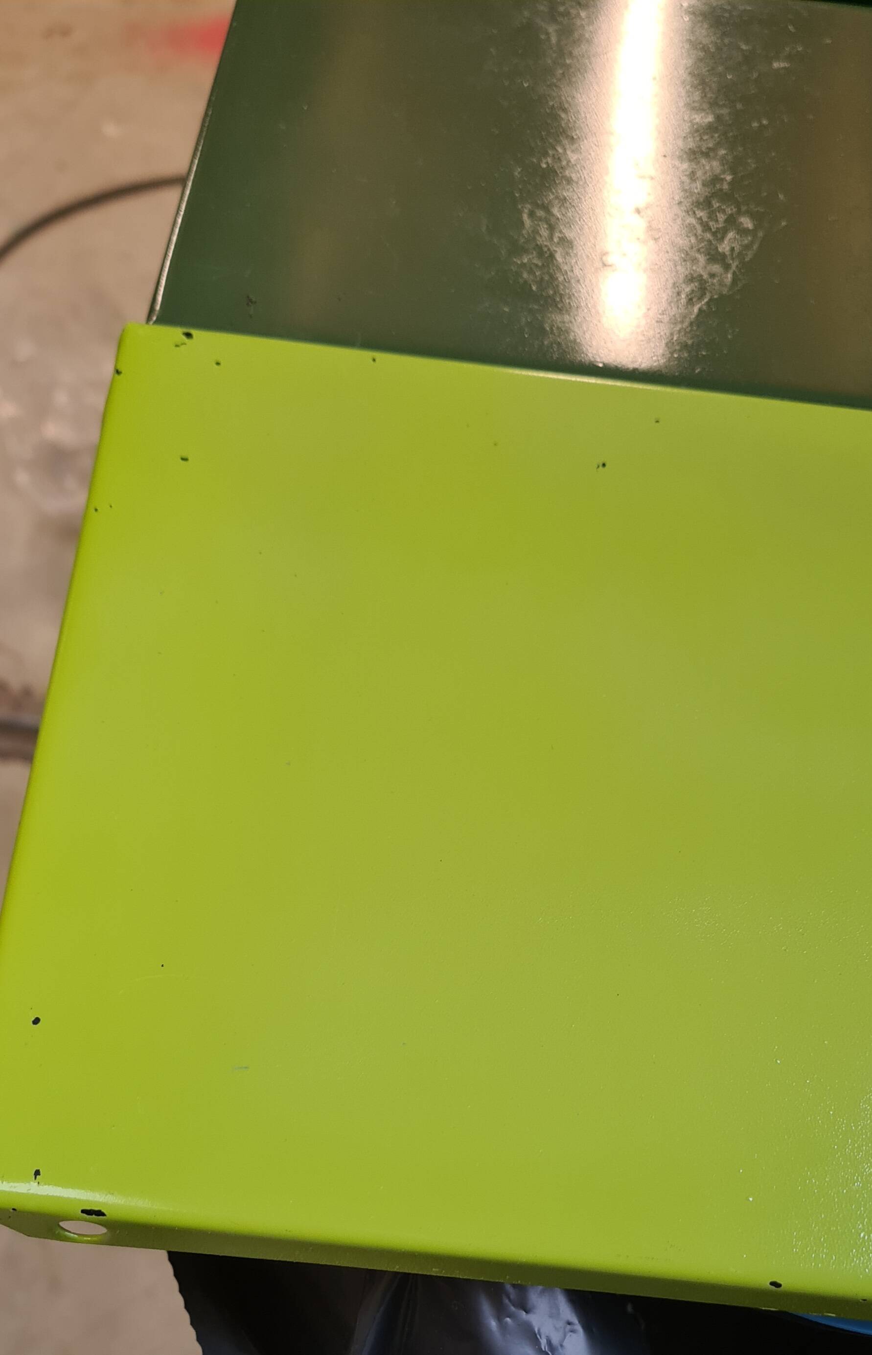 Scandinavian apple green and English green shelf h70x70x23cm