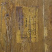 Cabinet d'art populaire en marbre peint