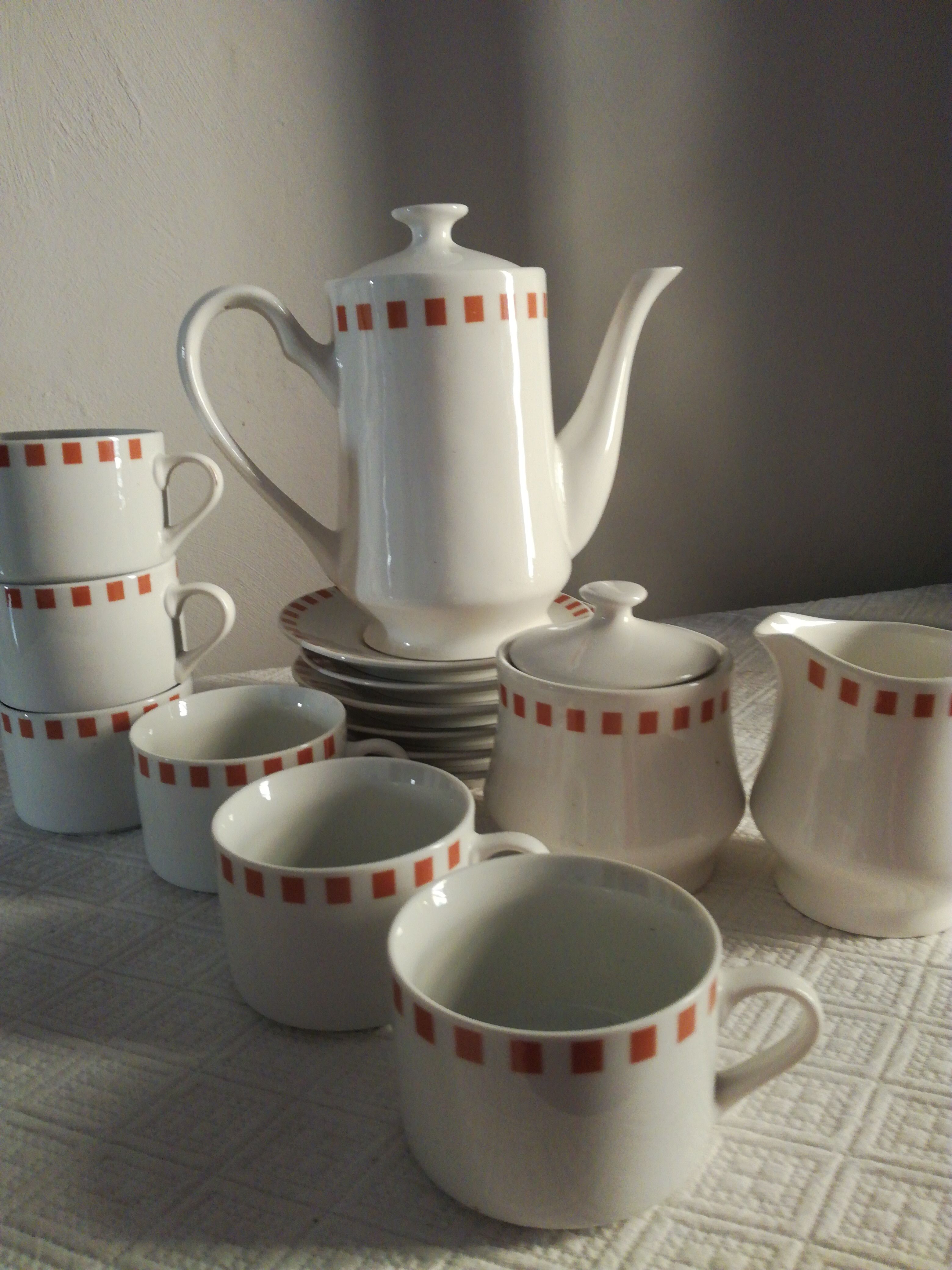 Service tea/coffee grounds Lustucru porcelain