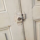 Paire de portes de placard anciennes
