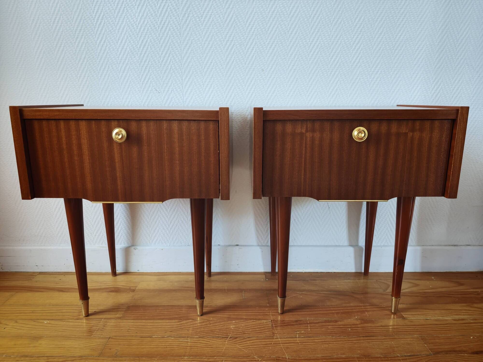 Paire de tables de chevet Mid-Century