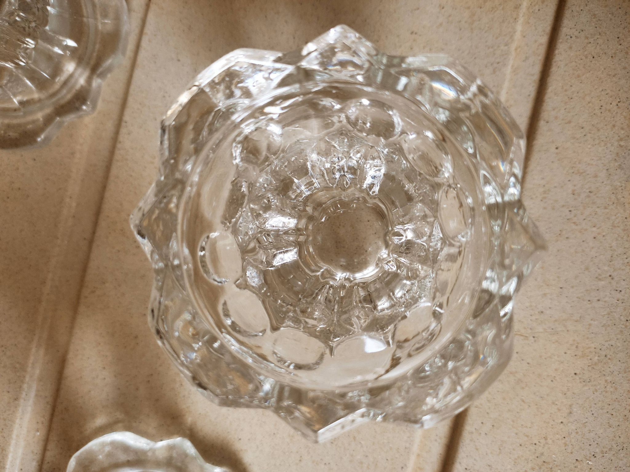 6 Bougeoirs en verre de Reims