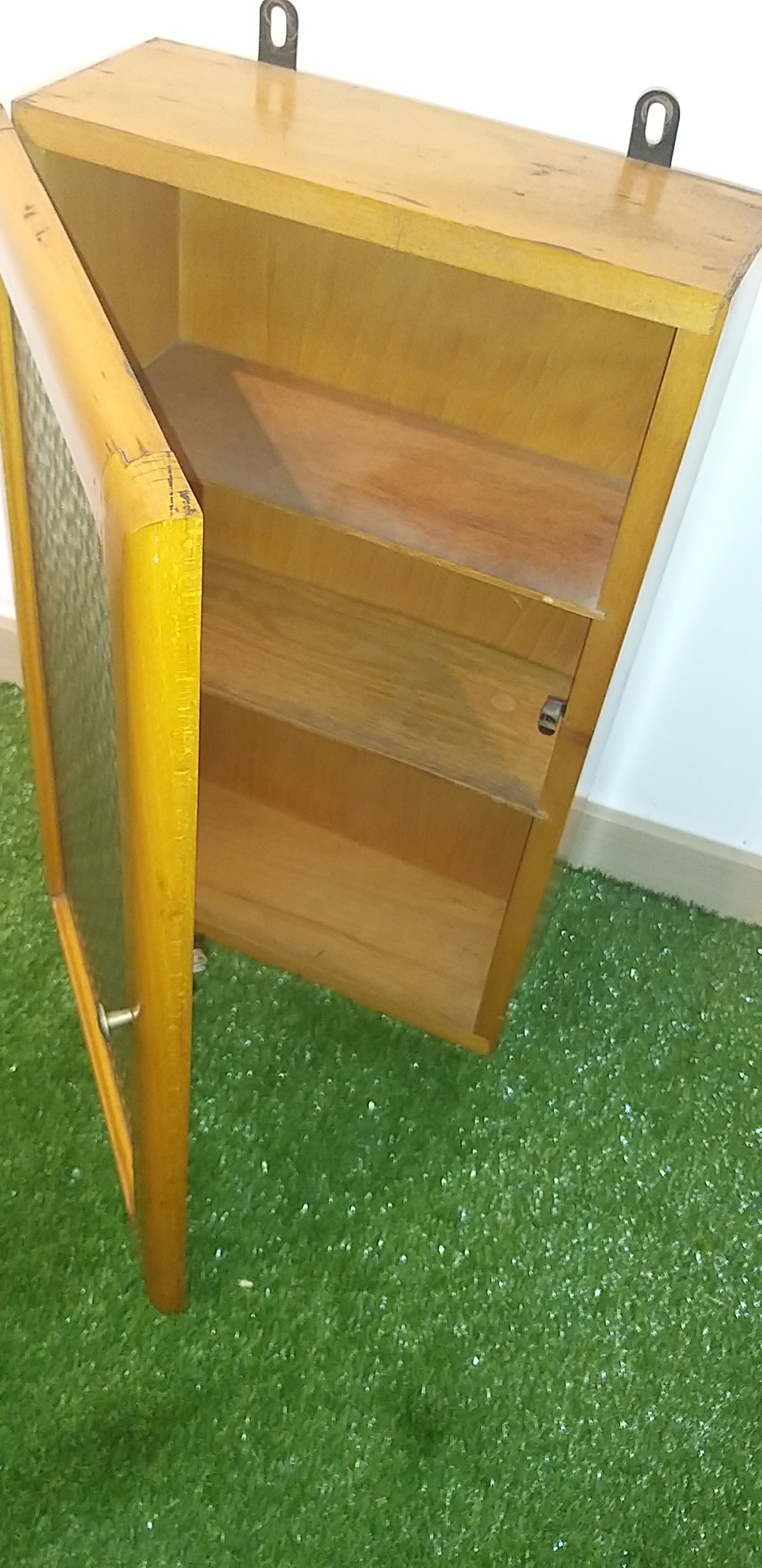 Armoire de toilette en hêtre