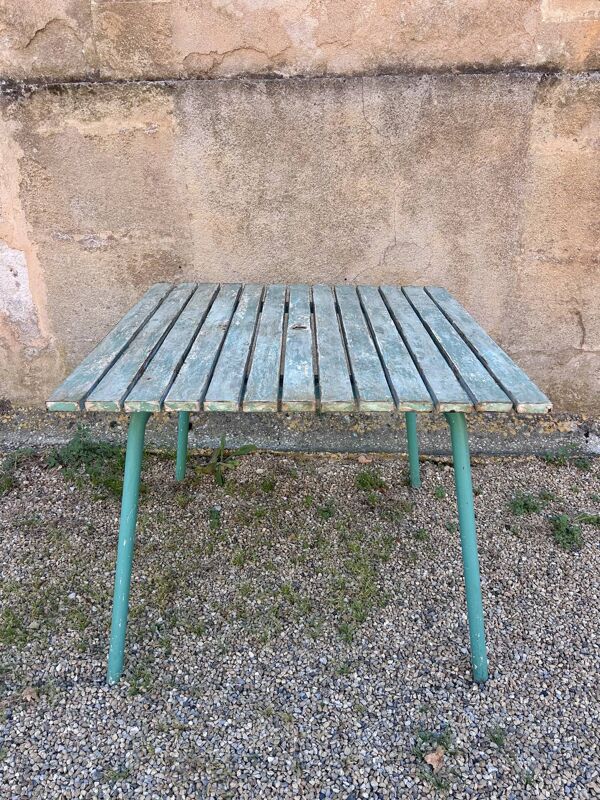 Table de jardin vintage