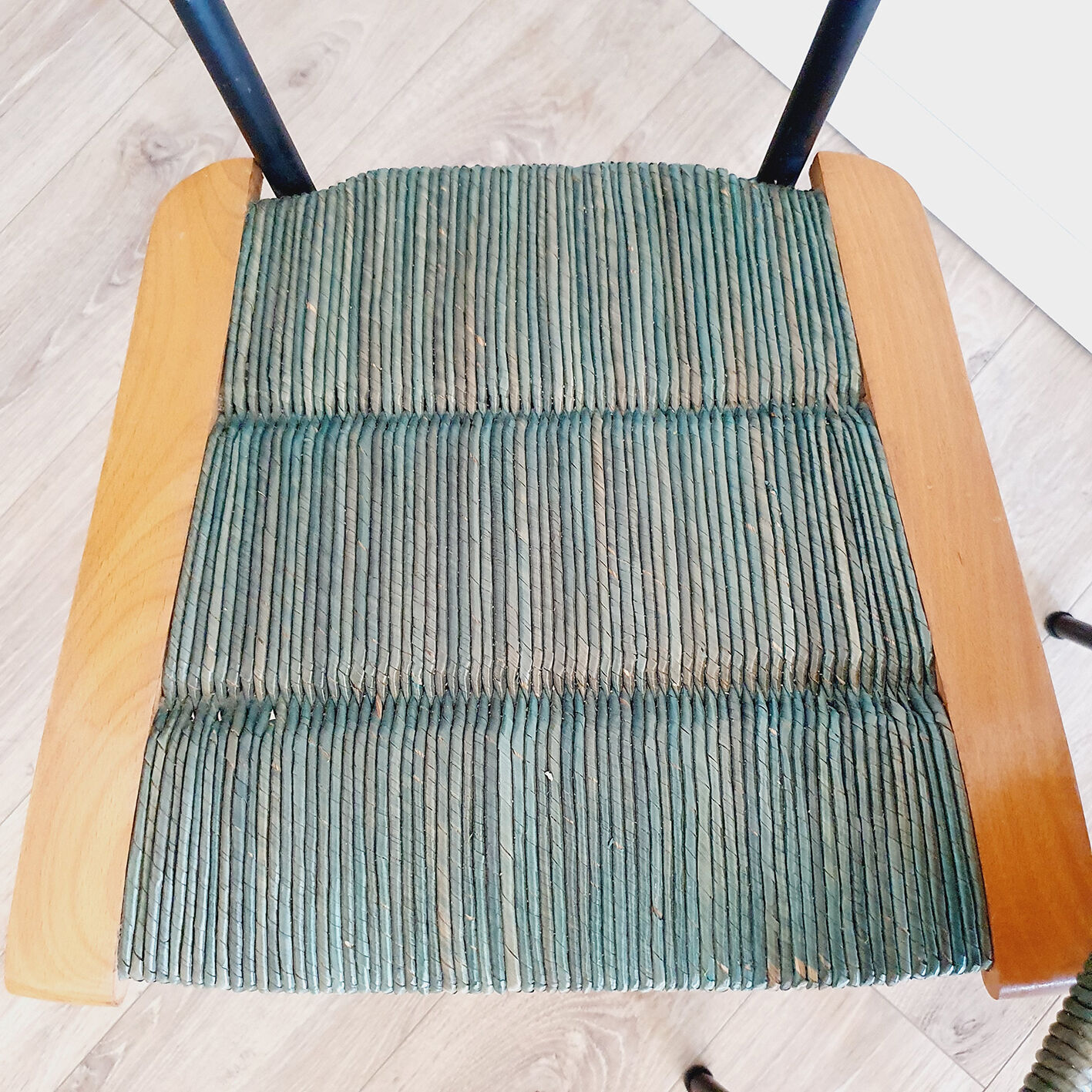 Pair of armchairs and vintage coffee table straw, wood and metal