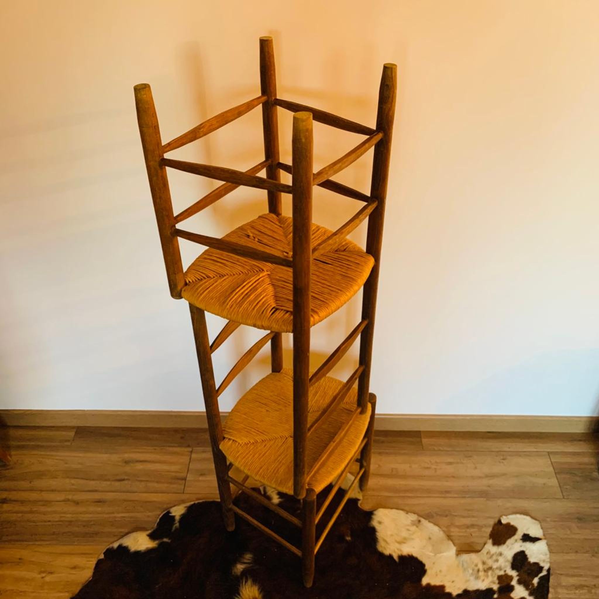 Pair of mulched chairs