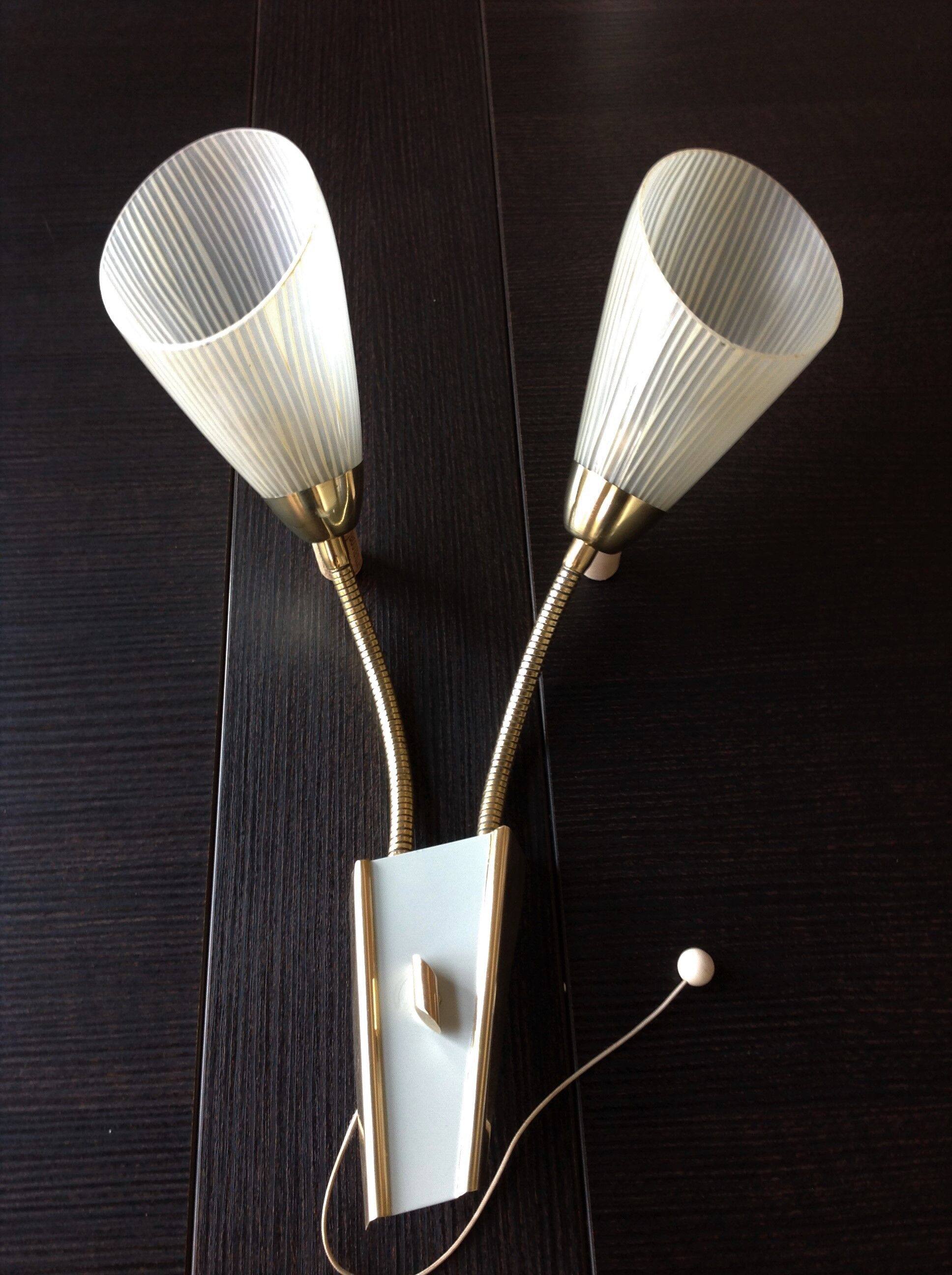 Double fire wall lamp in brass and glass cornet years 50/60