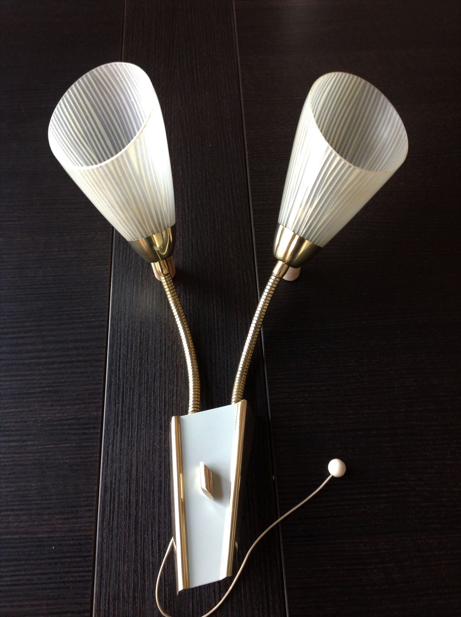 Double fire wall lamp in brass and glass cornet years 50/60