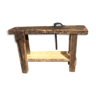 Établi en bois brut