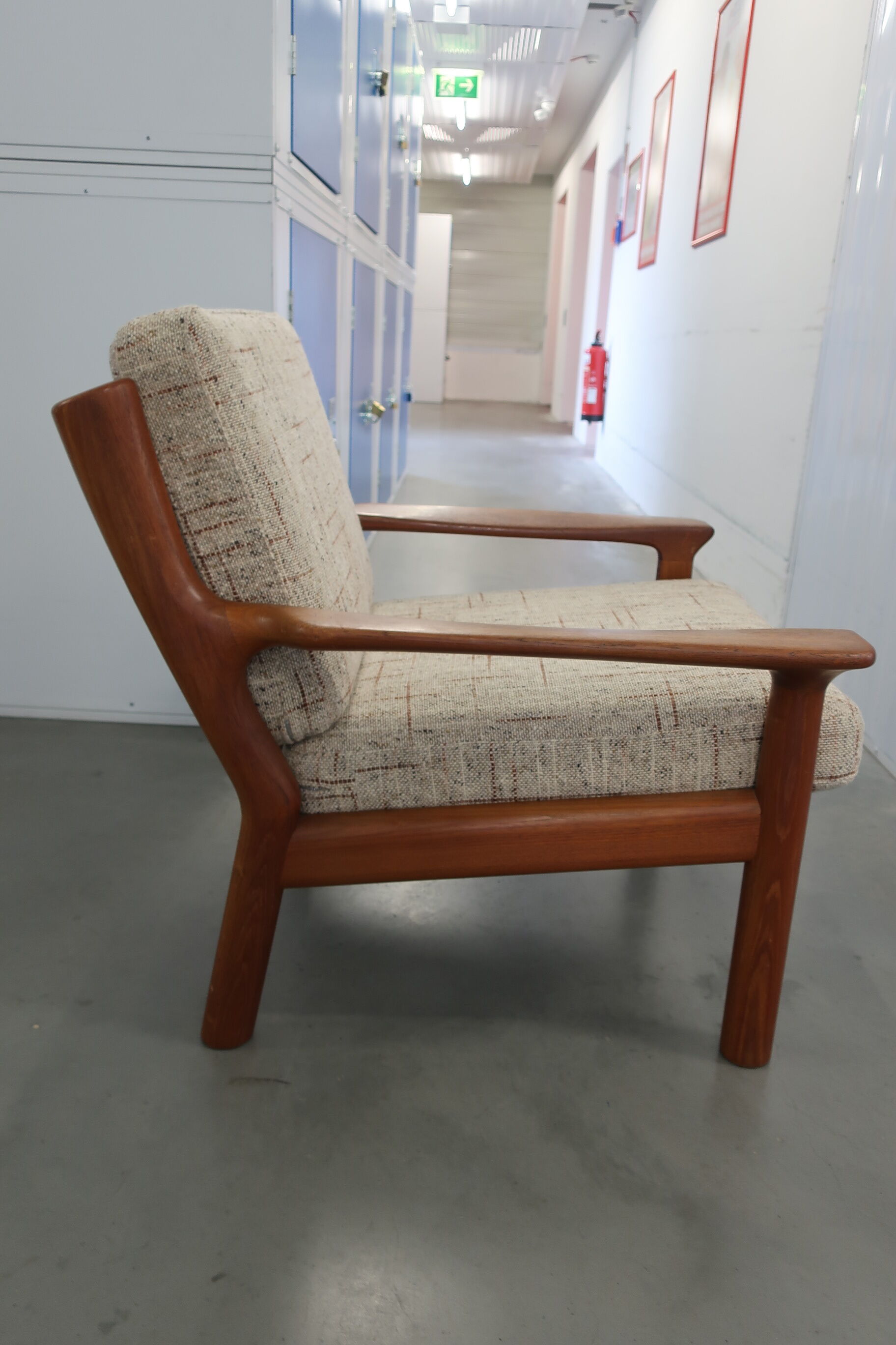 Pair of danish armchairs from the 60s in teak