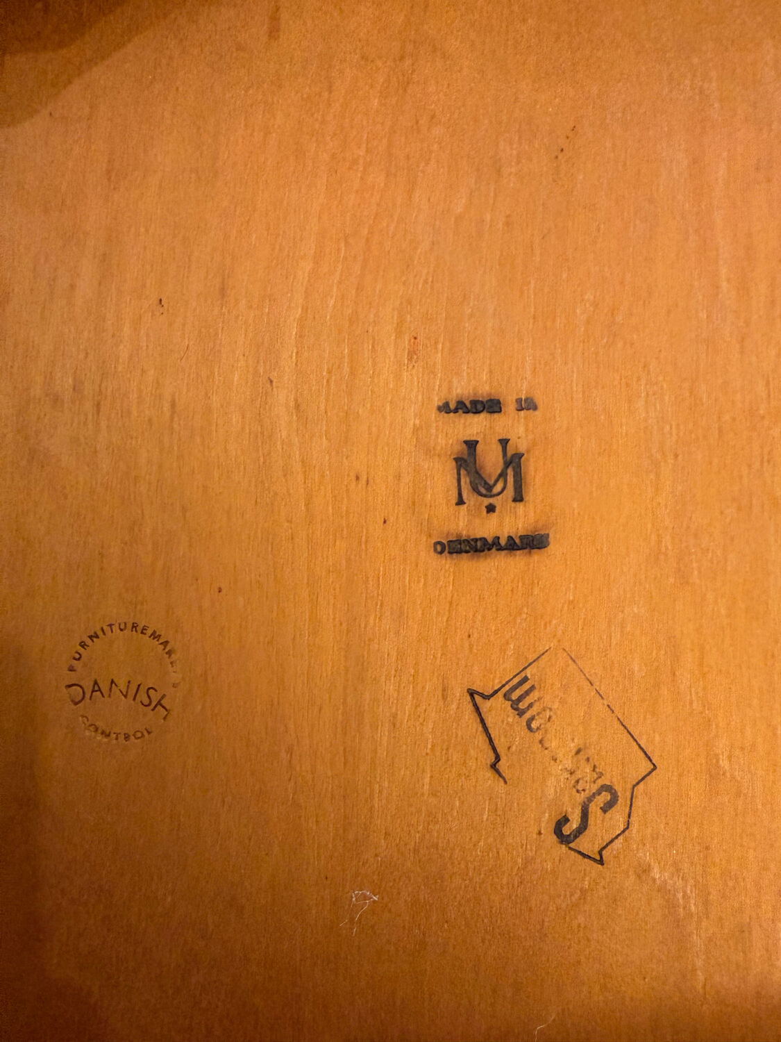 Scandinavian teak chairs – attributed to Johannes Andersen