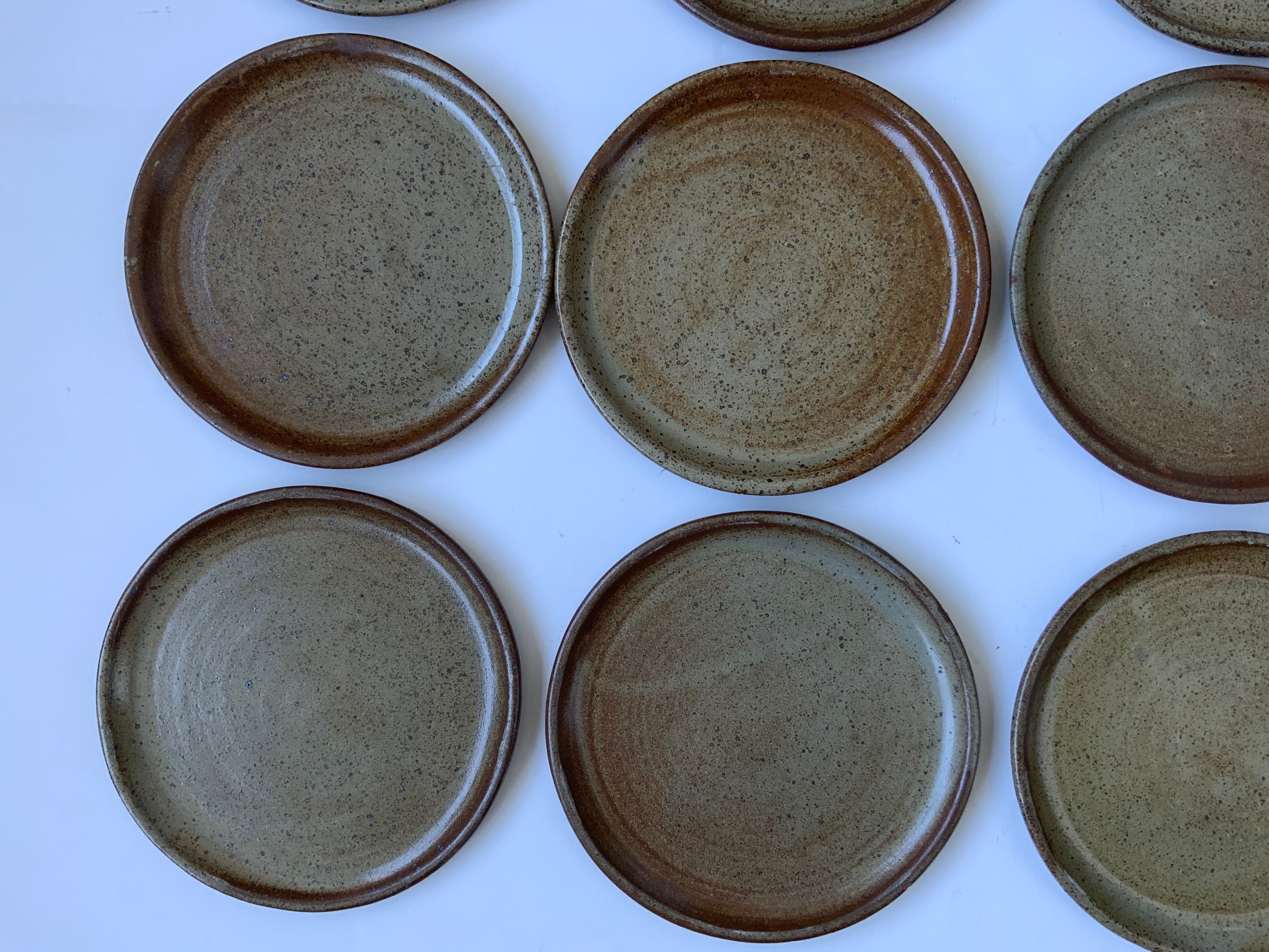 10 vintage sandstone plates