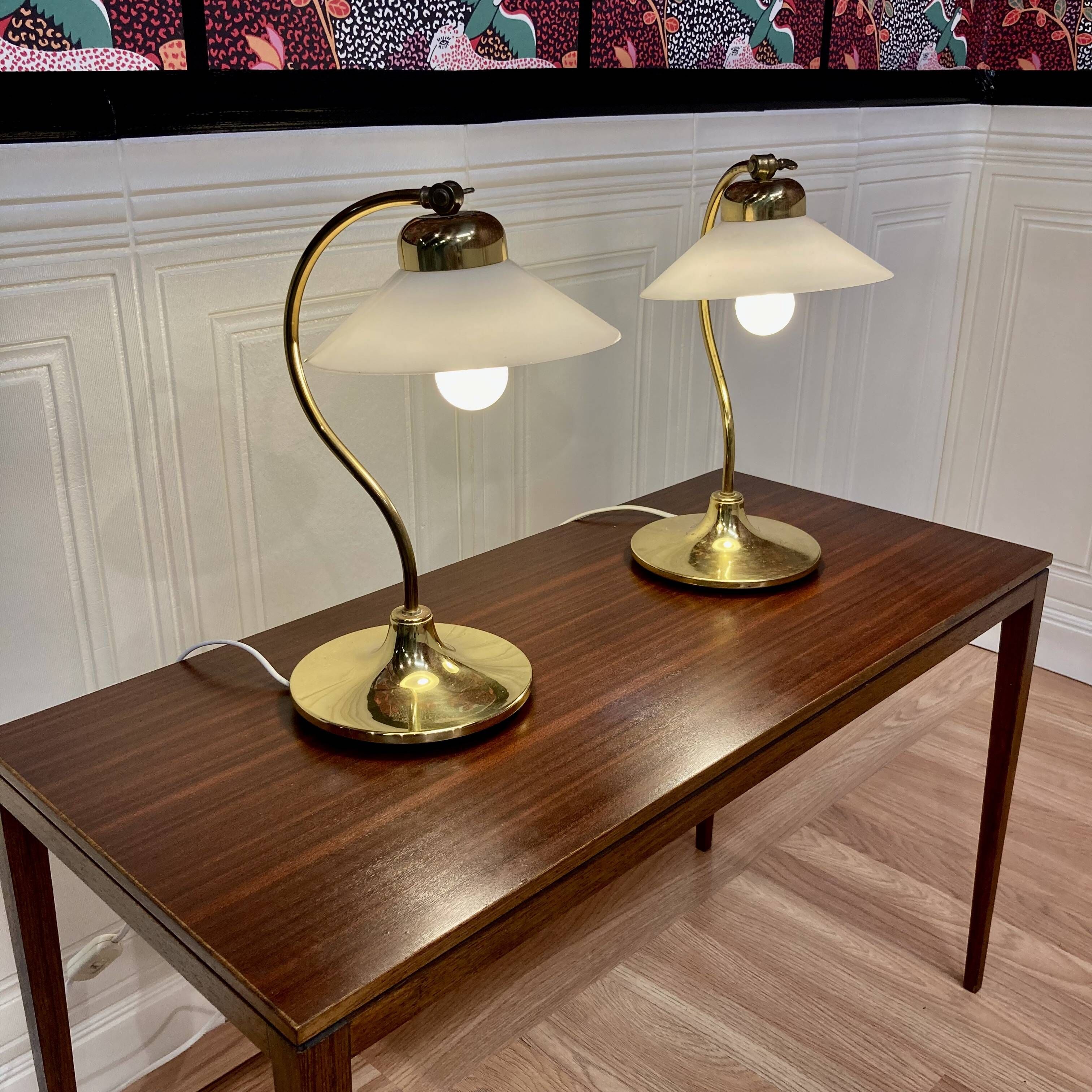 Paire de lampes verre et métal Design scandinave 1960.